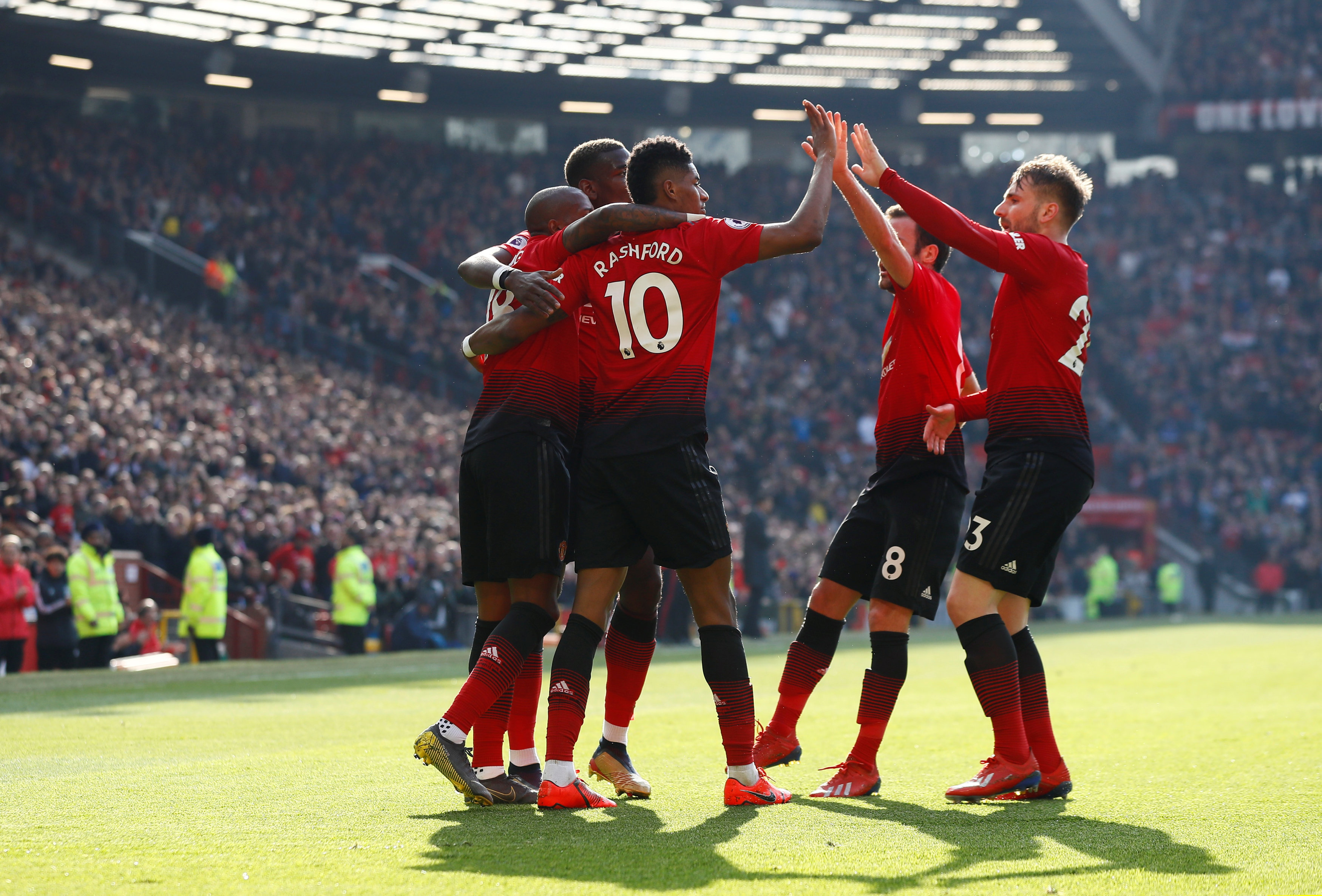 前曼城市足 前曼城市足